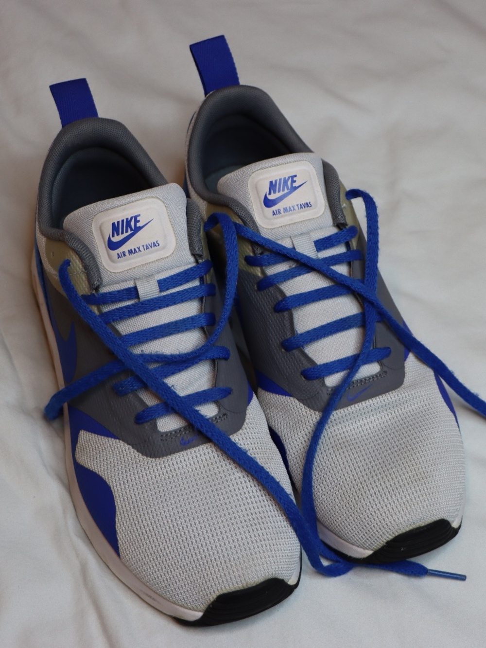 Nike Air Max Tavas Sneakers in Blue & Gray